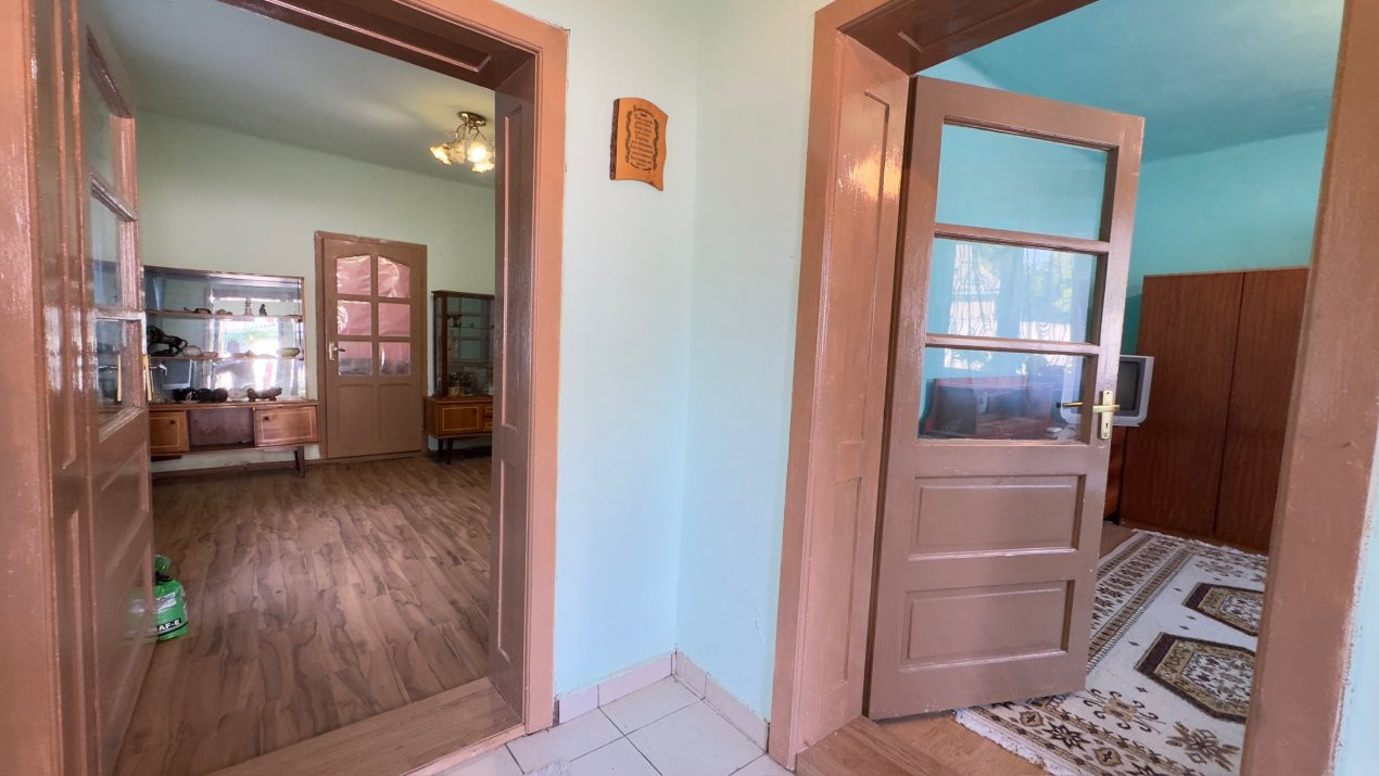 Casă 3 camere,Teren 450 mp Str. N. Grigorescu Nr.1-Carei- Comision 0% cumpărător