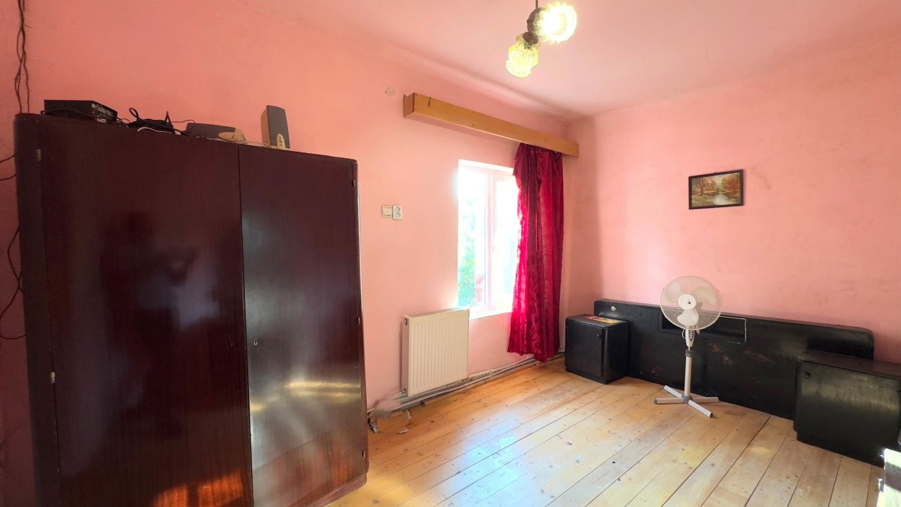 Casă 3 camere,Teren 450 mp Str. N. Grigorescu Nr.1-Carei- Comision 0% cumpărător