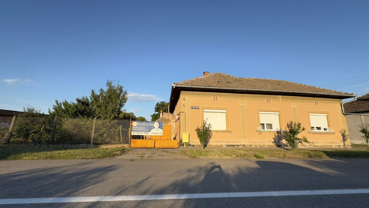 Casă 3 camere, Teren 607 mp Str. Dorului Nr. 4 - Carei - Comision 0% cumpărător