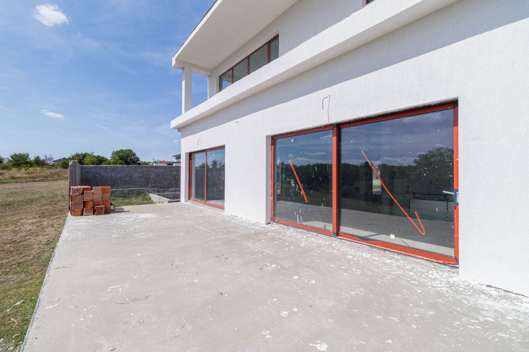 Vila modernă P+1 cu piscină și teren generos – Corbeanca, str. Laguna Albastra