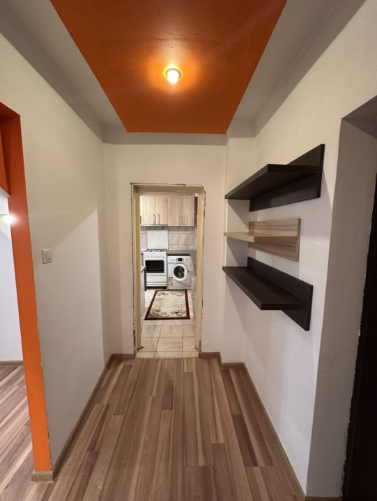 Apartament cu 3 camere la parter, cartier George Enescu