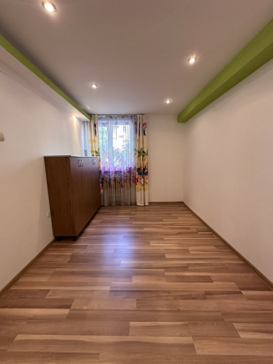 Apartament cu 3 camere la parter, cartier George Enescu