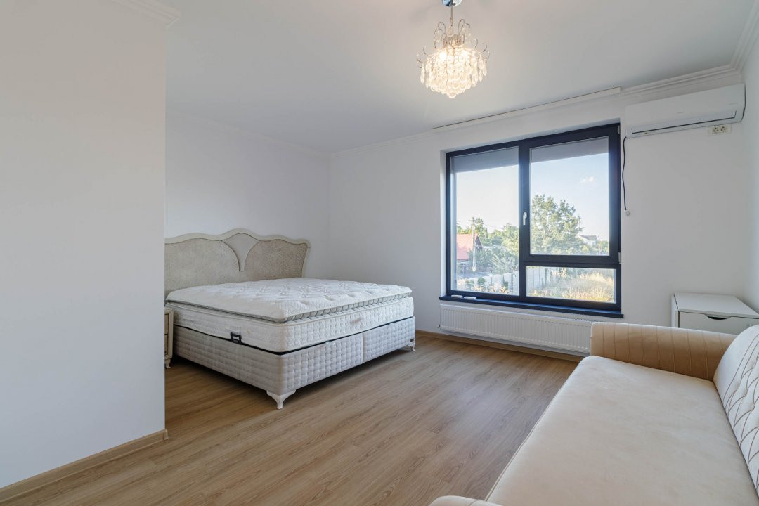 Duplex modern de închiriat cu loc de parcare si curte privata Straulesti 