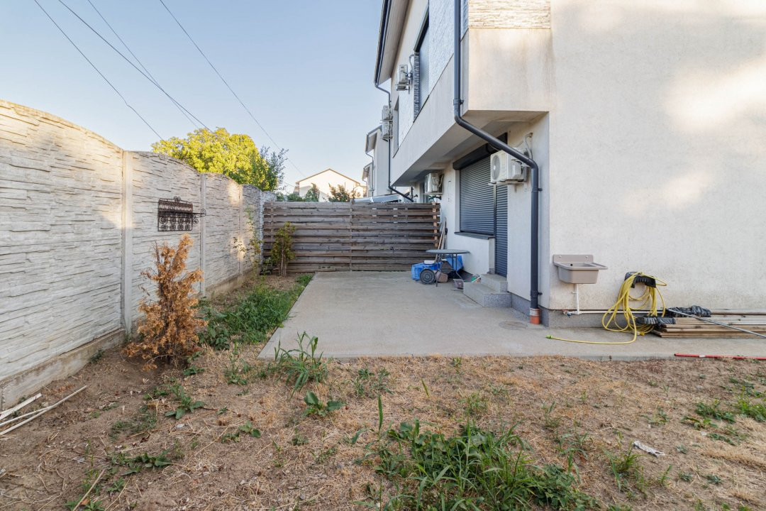 Duplex modern de închiriat cu loc de parcare si curte privata Straulesti 