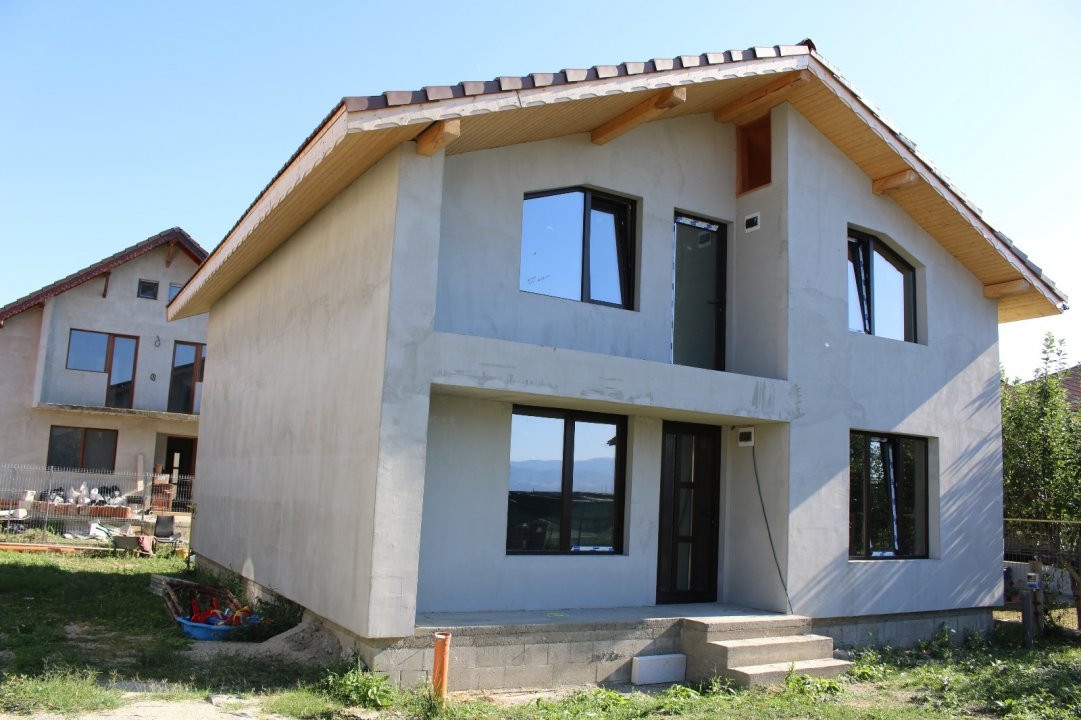 Casă P+M semifinisată în Preajba Mare–personalizeaz-o după stilul tău!