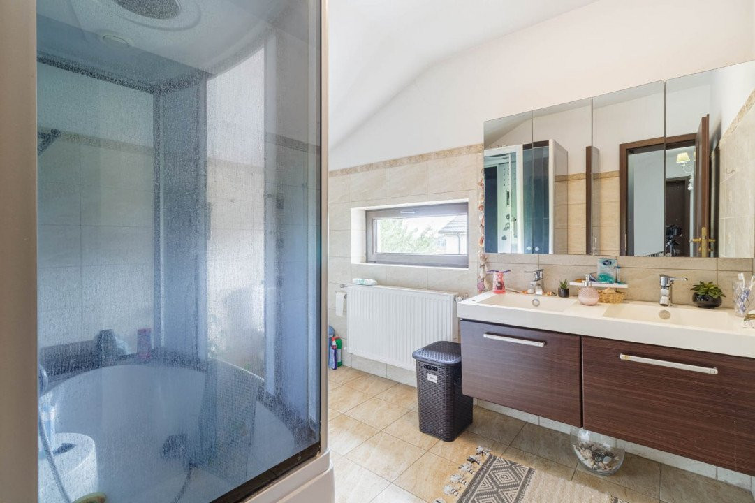 Casă individuală P+M, 5 camere, teren 439 mp – complet utilată, gata de mutat