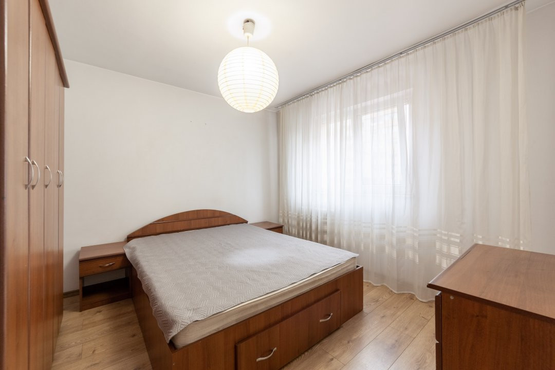 Apartament 3 camere, etaj 1 - Pitesti, Nord!