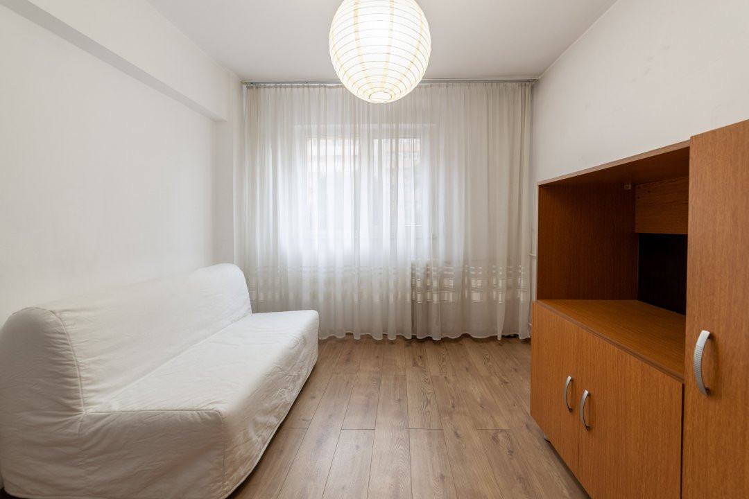 Apartament 3 camere, etaj 1 - Pitesti, Nord!