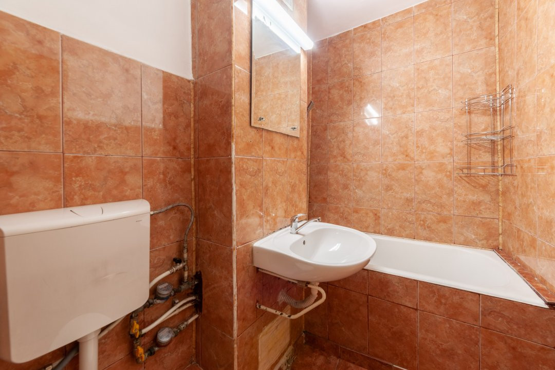Apartament 3 camere, etaj 1 - Pitesti, Nord!