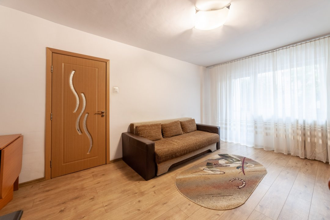 Apartament 3 camere, etaj 1 - Pitesti, Nord!