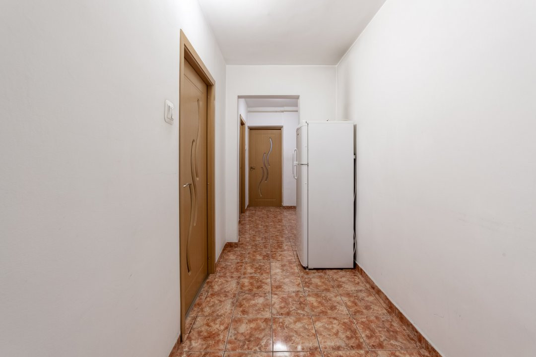 Apartament 3 camere, etaj 1 - Pitesti, Nord!