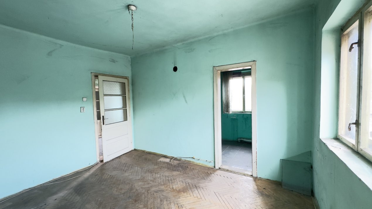Casă 4 camere cu Teren 501 mp - Str. Albinelor Nr.27 – Carei - Jud. Satu Mare