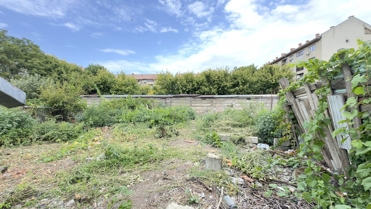 Casă 4 camere cu Teren 501 mp - Str. Albinelor Nr.27 – Carei - Jud. Satu Mare