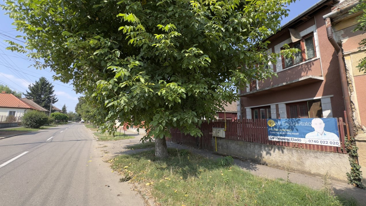 Casă 4 camere cu Teren 501 mp - Str. Albinelor Nr.27 – Carei - Jud. Satu Mare