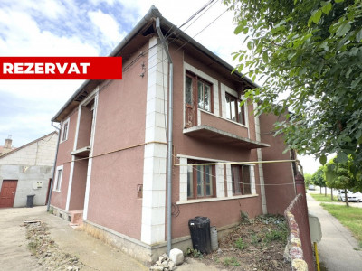 Casă 4 camere cu Teren 501 mp - Str. Albinelor Nr.27 – Carei - Jud. Satu Mare