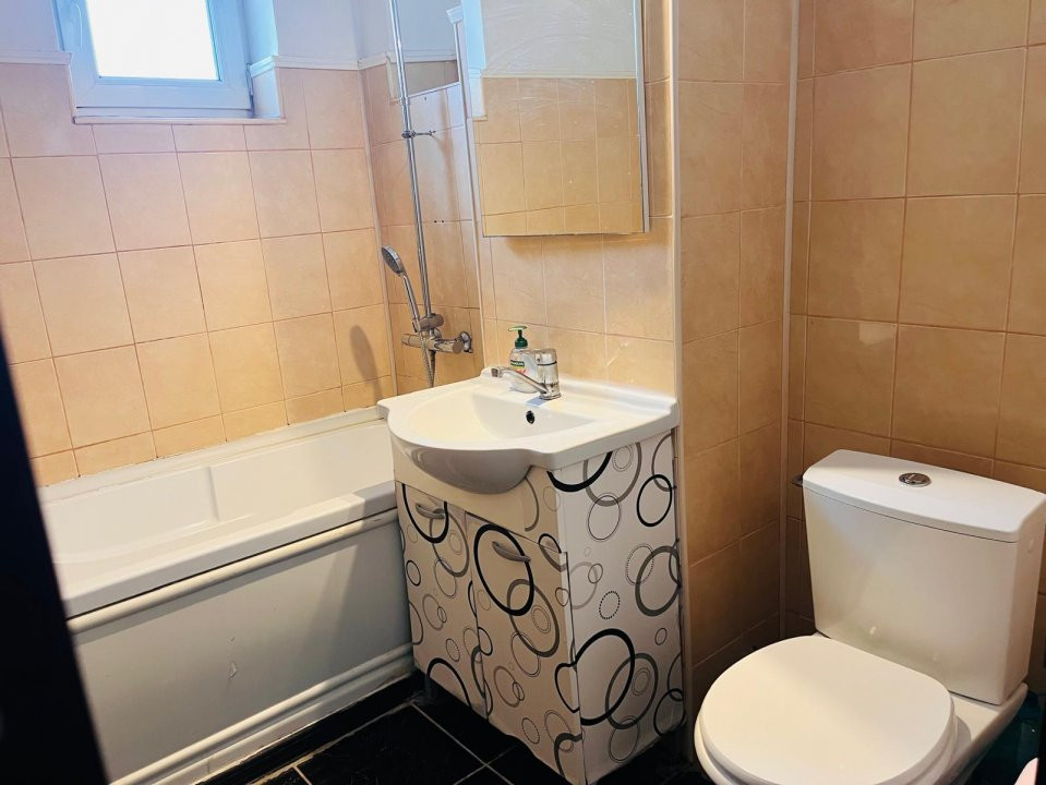 Apartament 3 camere central, spatios, cu priveliste panoramica