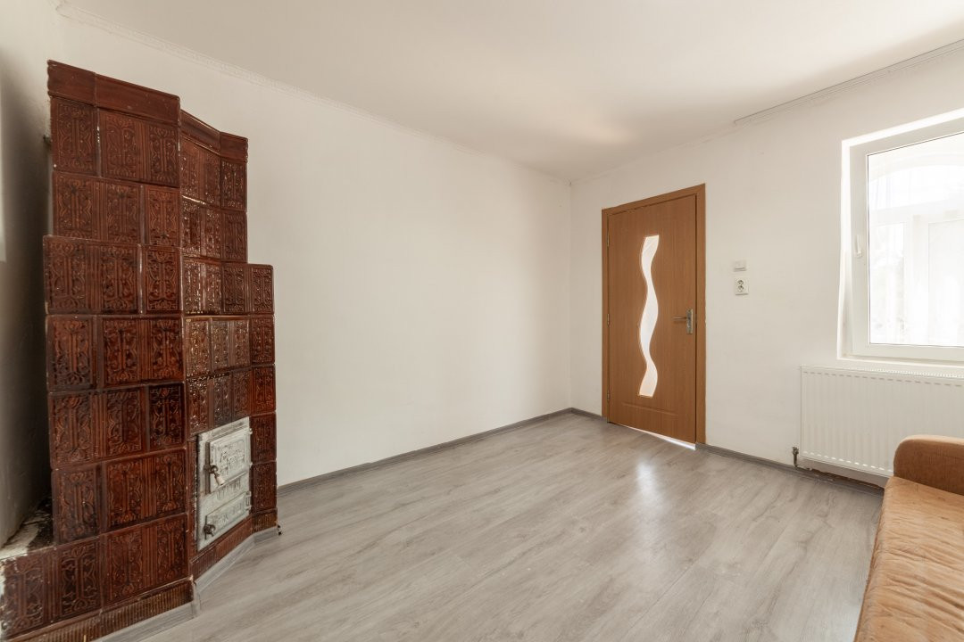 Oportunitate rară! Casă cu curte la munte-Campulung Muscel!