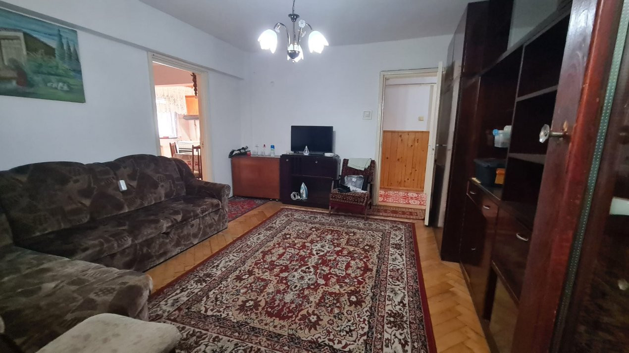 De vânzare Apartament 3 camere Micro 16 et 1