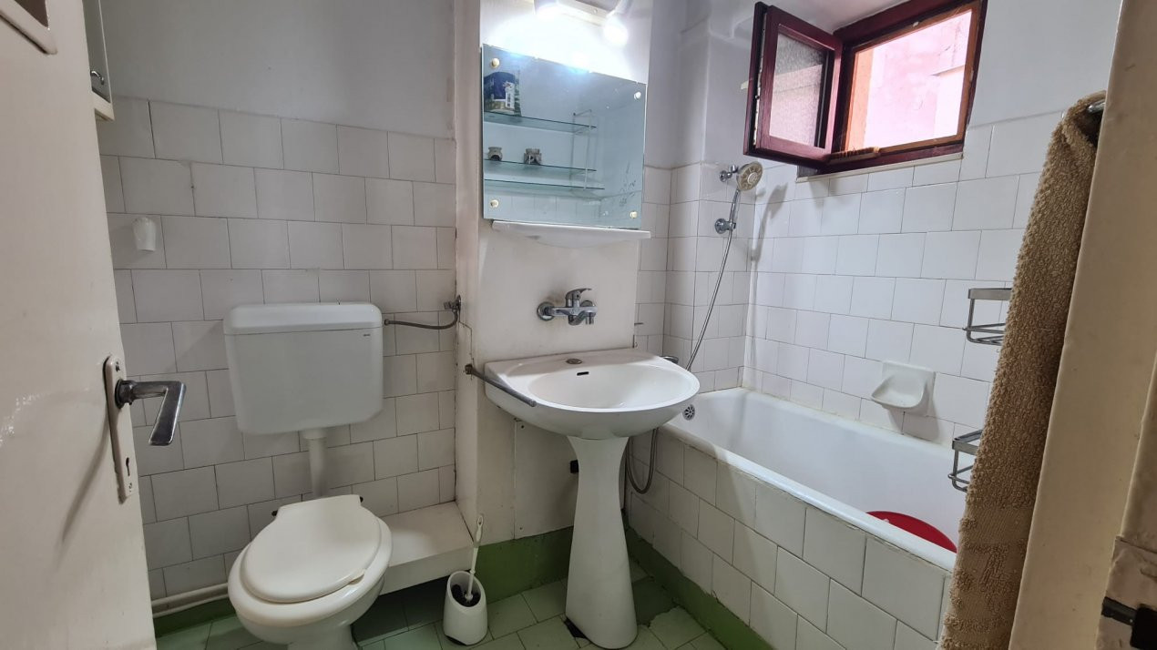 De vânzare Apartament 3 camere Micro 16 et 1