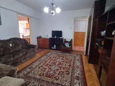 De vânzare Apartament 3 camere Micro 16 et 1