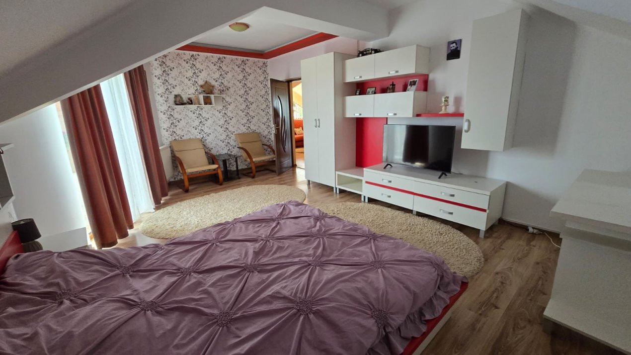 De Vânzare Casă Păuleștiului 9 ari teren