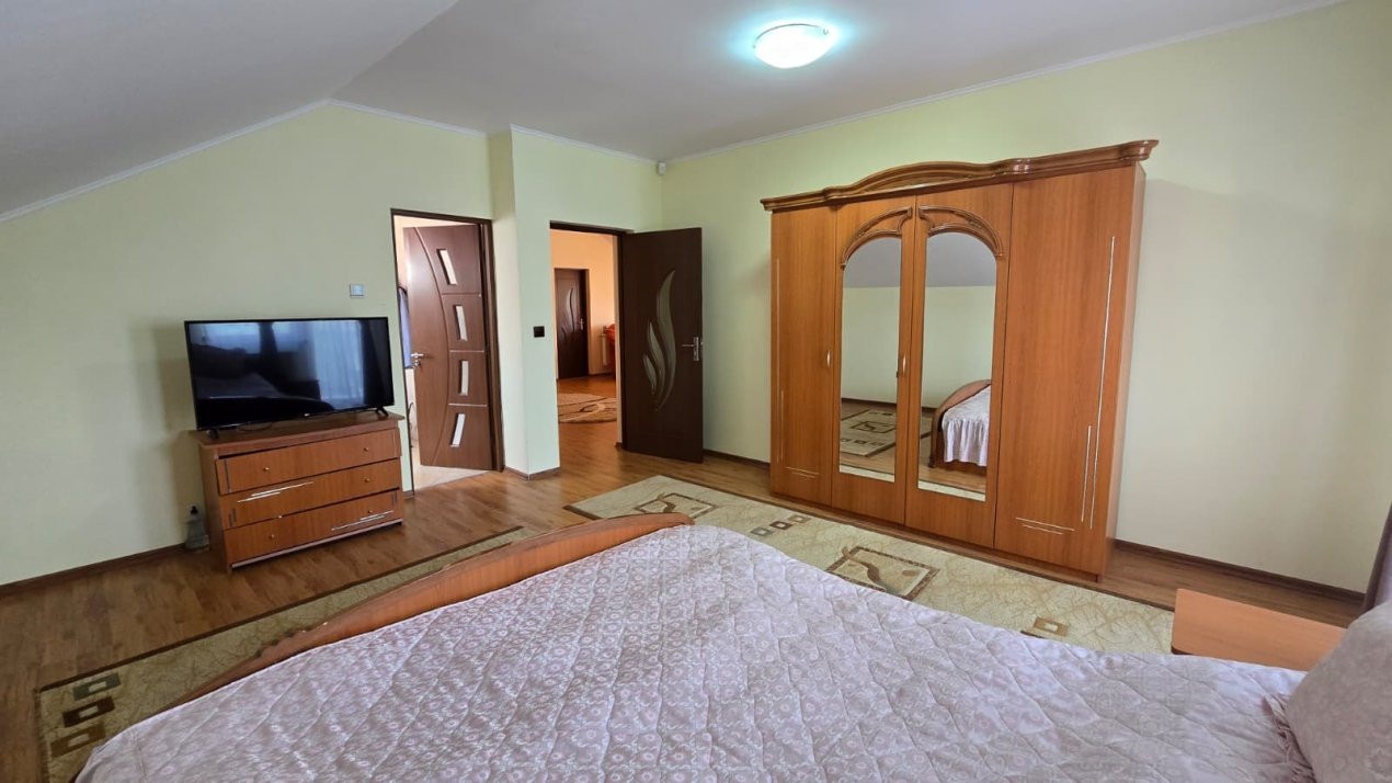 De Vânzare Casă Păuleștiului 9 ari teren
