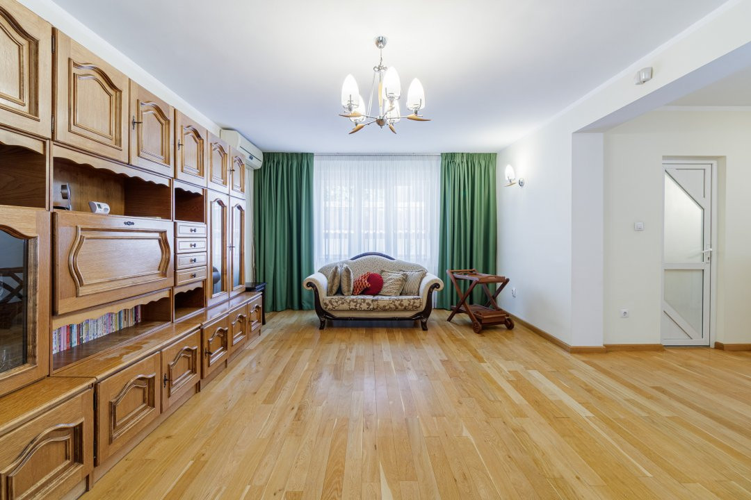 De inchiriat – Casa pentru sediu de firma / birouri – Sector 4