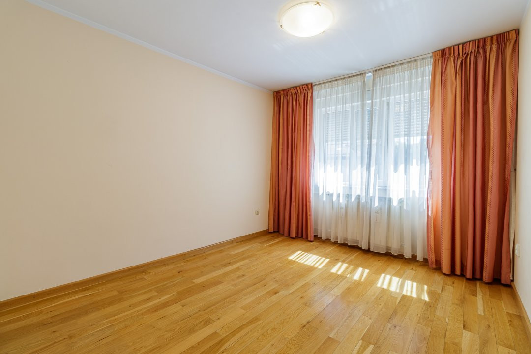 De inchiriat – Casa pentru sediu de firma / birouri – Sector 4