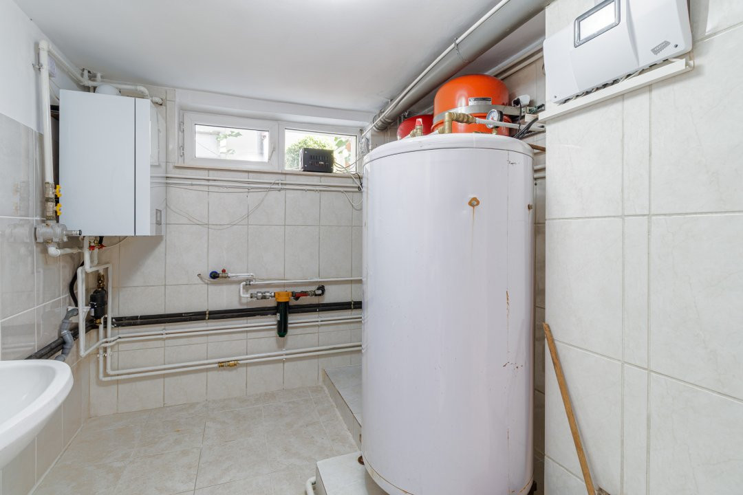 De inchiriat – Casa pentru sediu de firma / birouri – Sector 4