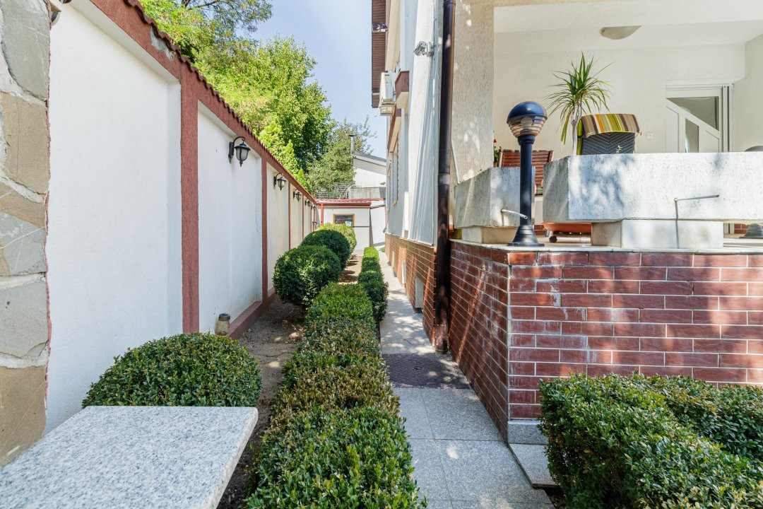 De inchiriat – Casa pentru sediu de firma / birouri – Sector 4