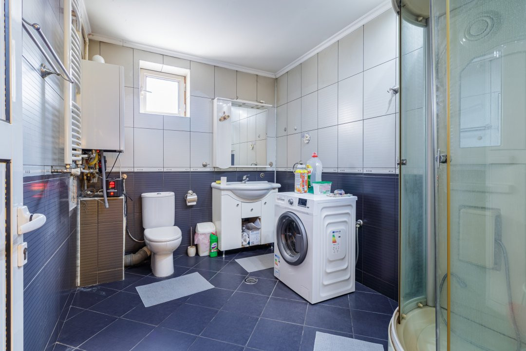 Casa cu curte | Potential pentru rezidenta sau afacere| Aparatorii Patriei
