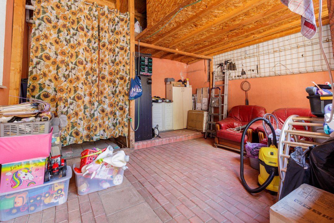 Casa cu curte | Potential pentru rezidenta sau afacere| Aparatorii Patriei