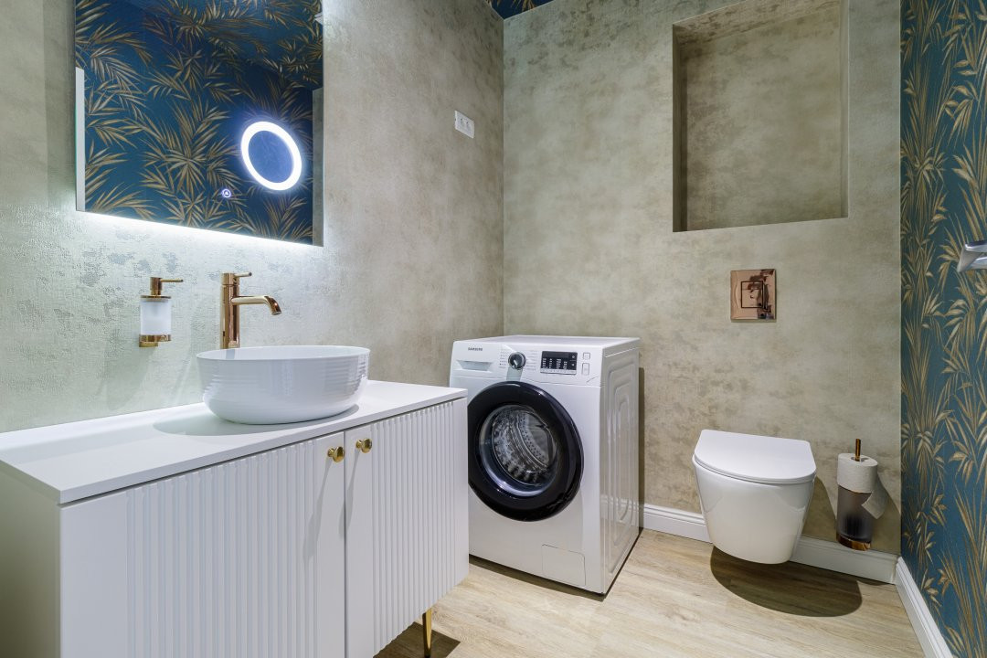 Apartament superb cu vedere panoramica spre lac!