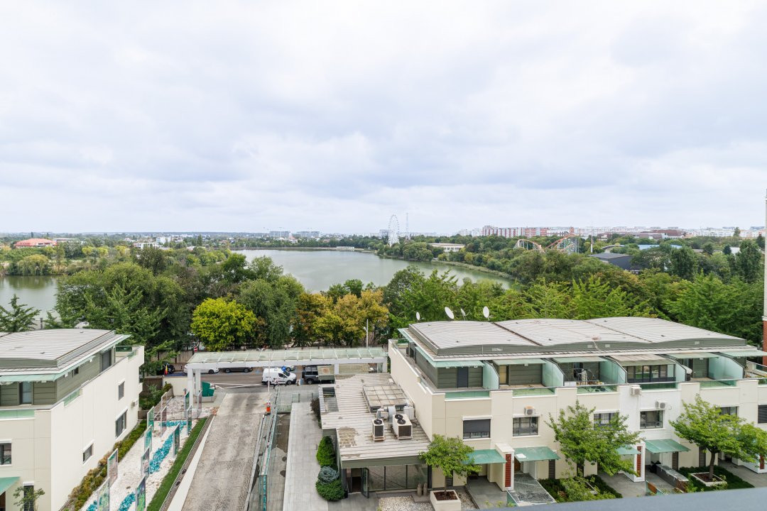 Apartament superb cu vedere panoramica spre lac!