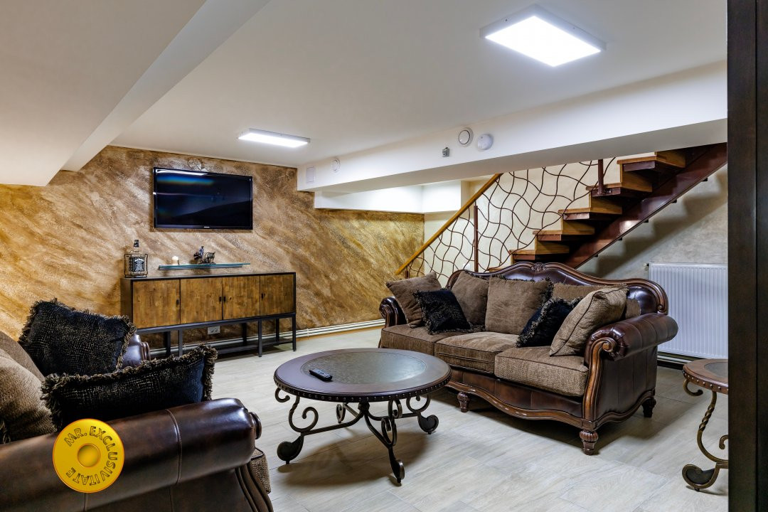 Casa cu jacuzzi, piscina încălzita si crama unde fiecare zi e o petrecere de lux