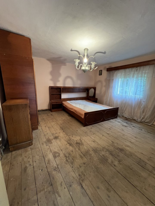 Casa 3 camere +teren 4260 mp livada, zona SUICI -Arges