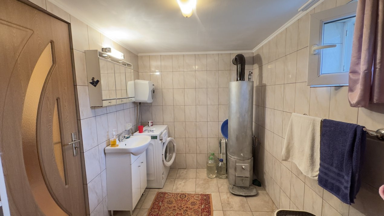 Casă 2 camere, Teren 1525 mp Loc. Tiream , Str. Coloniei Nr.44-Jud. Satu Mare