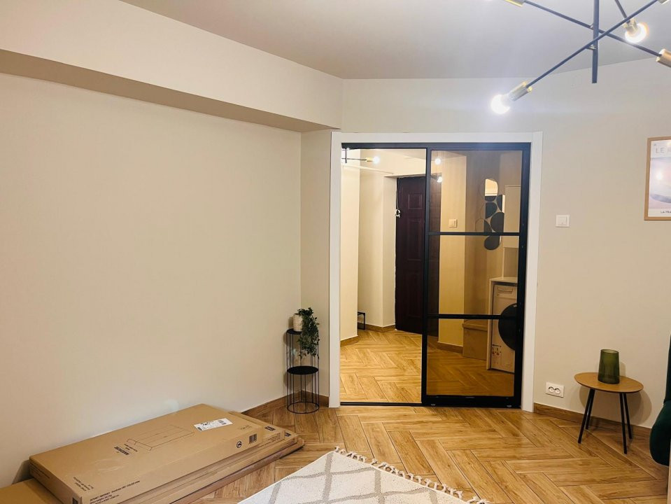 Garsoniera centrala, eleganta, cu dotari premium - zona Pizza Celentano