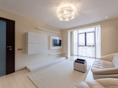 Apartament Pitesti- Cartier Teilor pe strada Marasesti 3 camere !