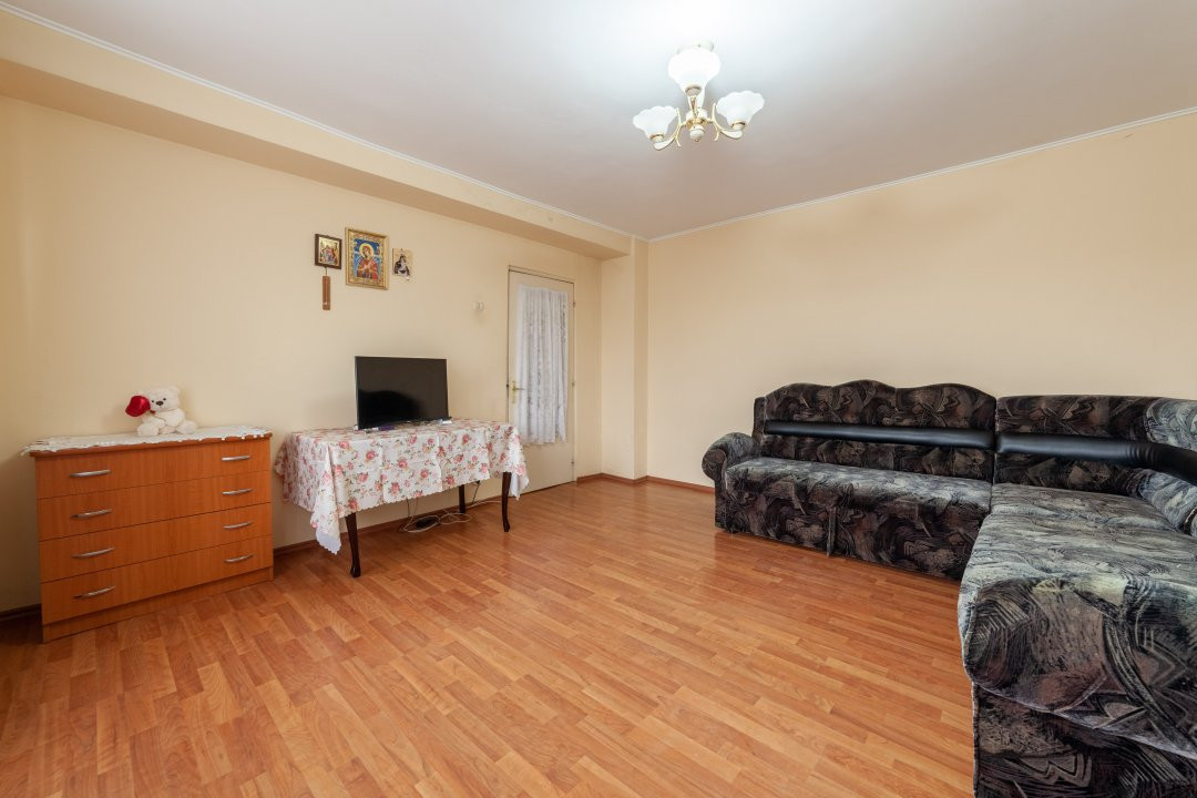Apartament 3 camere cartier Tudor Vladimirescu langa Arges Mall
