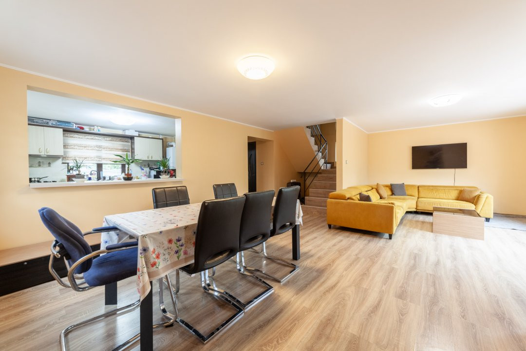 Casa cu piscina in Mioveni cartier Racovita