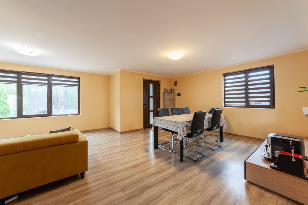 Casa cu piscina in Mioveni cartier Racovita