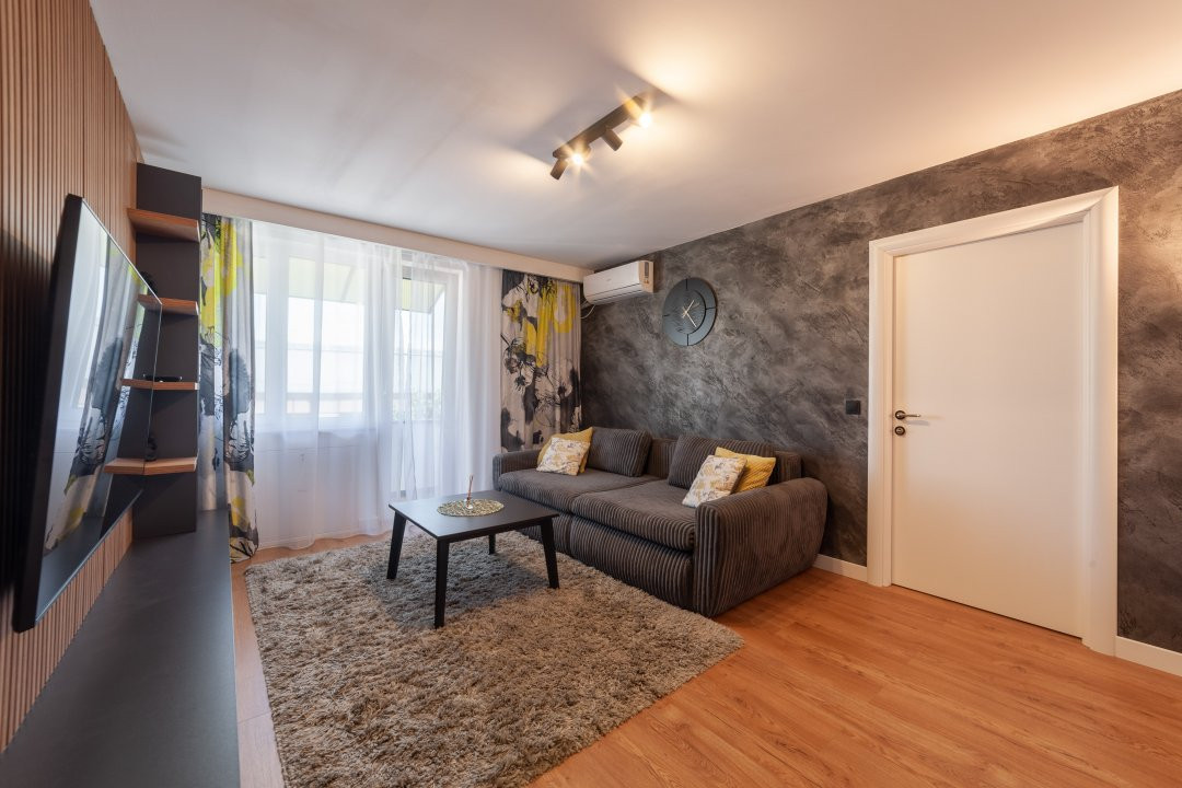 Inchiriere apartament 2 camere Pitesti ultracentral, langa Primarie