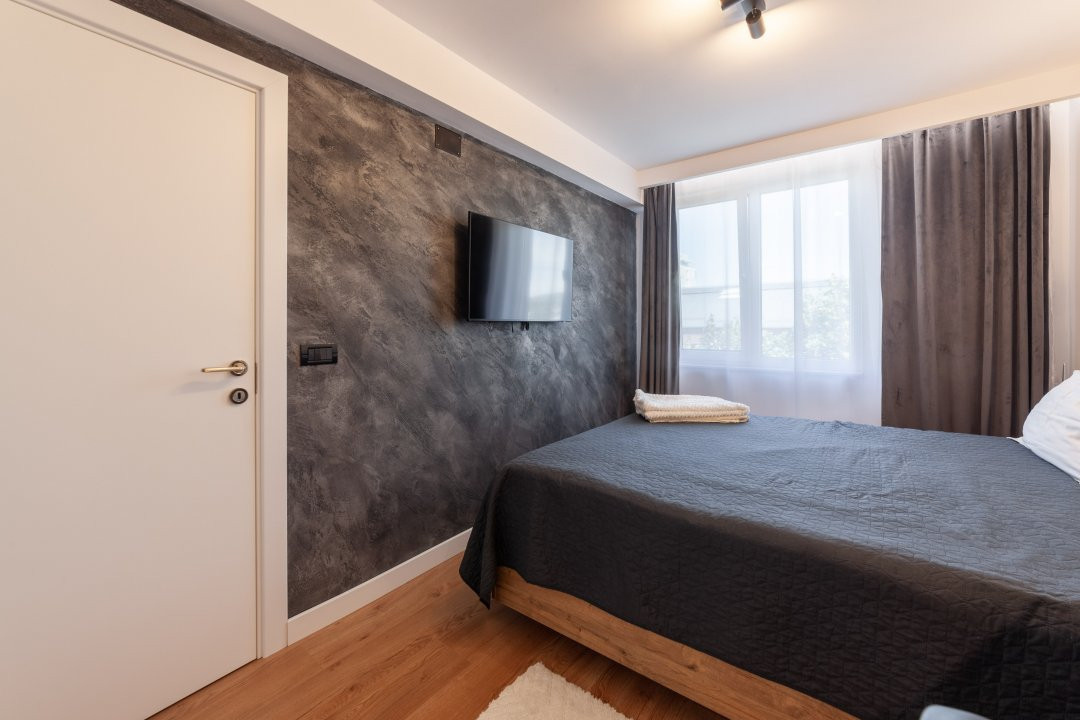 Inchiriere apartament 2 camere Pitesti ultracentral, langa Primarie