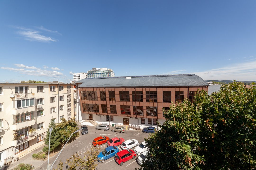 Inchiriere apartament 2 camere Pitesti ultracentral, langa Primarie