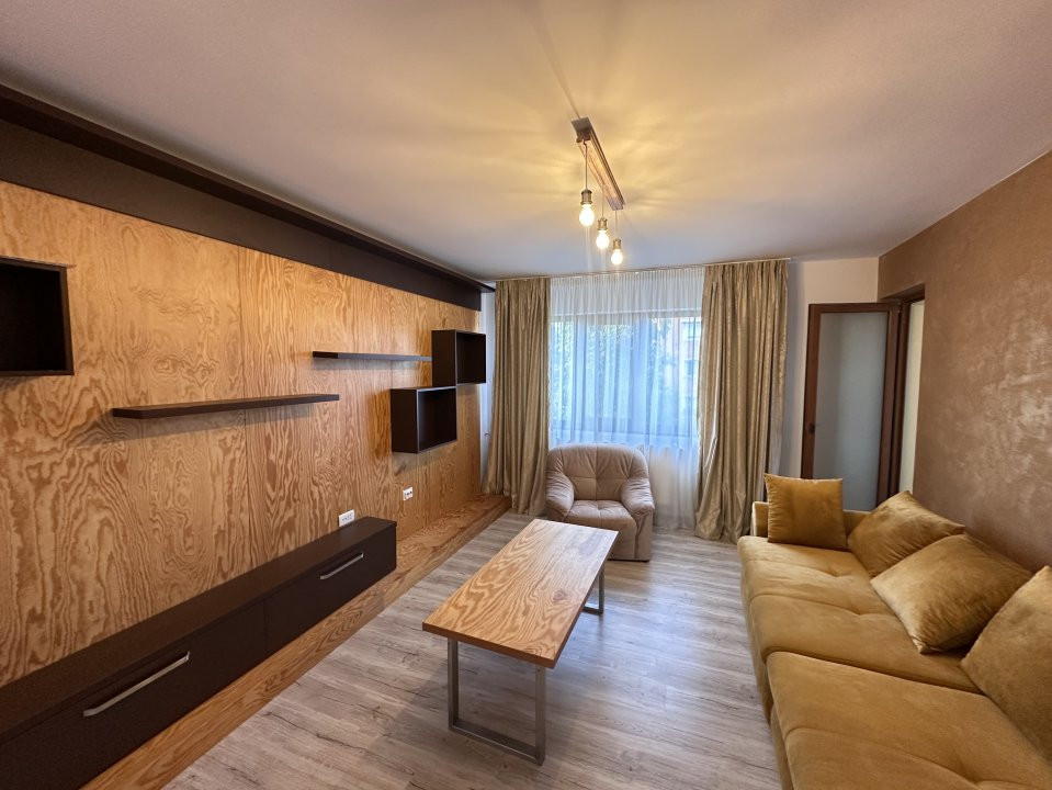Apartament 3 camere decomandat – 1 Mai Insula, langa Facultatea de Medicina