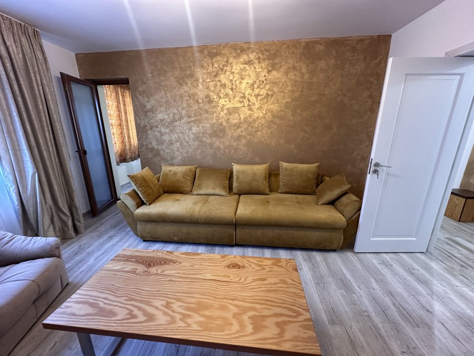 Apartament 3 camere decomandat – 1 Mai Insula, langa Facultatea de Medicina