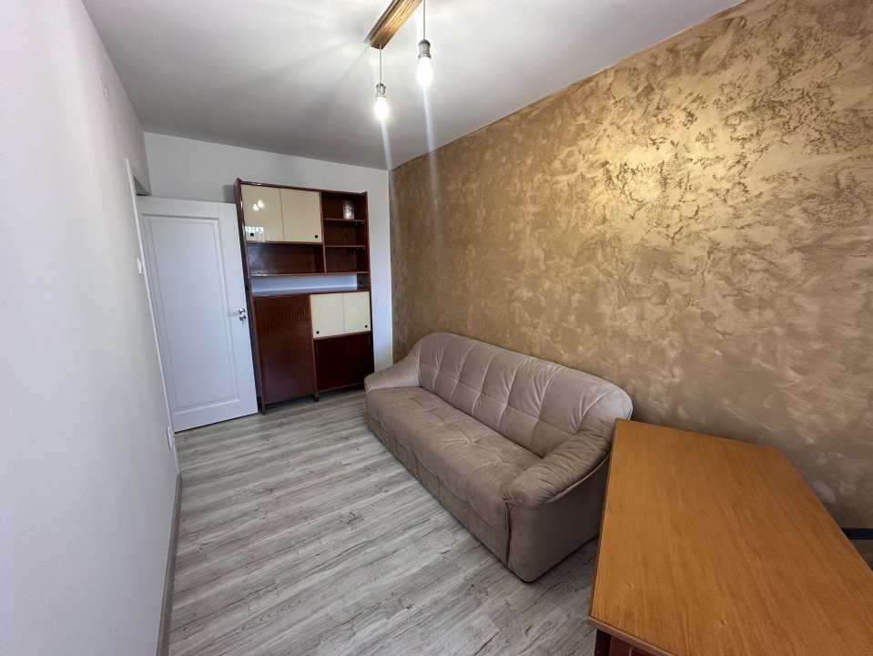 Apartament 3 camere decomandat – 1 Mai Insula, langa Facultatea de Medicina