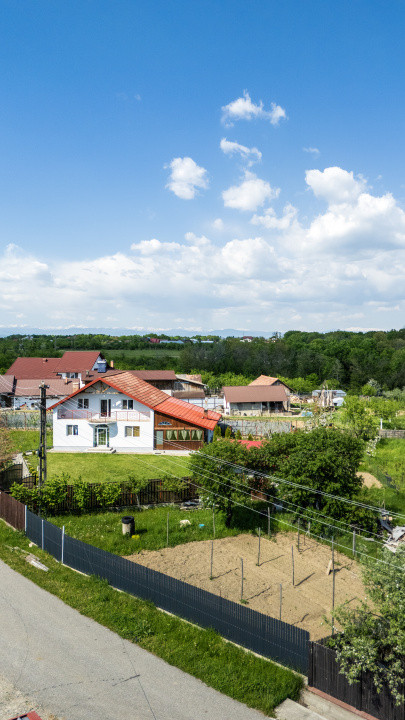 Casa cu teren generos si gradina spectaculoasa – Comuna Cuca, Argeș!