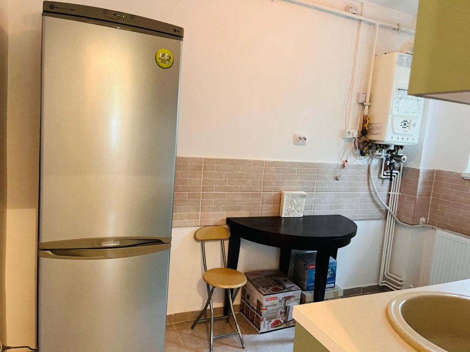 Apartament central 2 camere, modern si primitor - zona Piata Mare